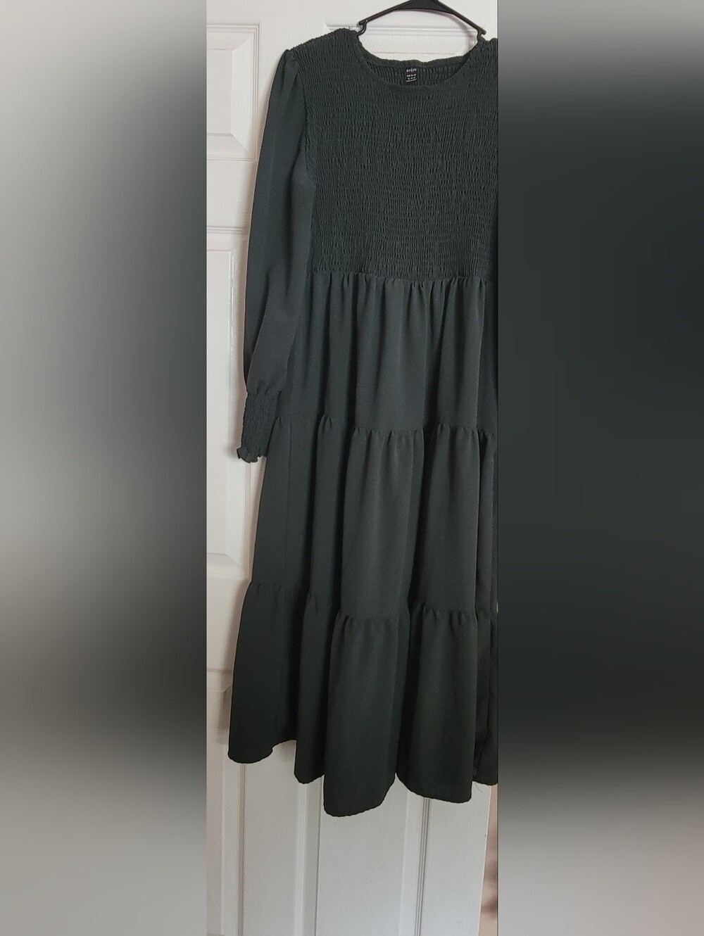 SHEIN Green Smocked Bodice Tiered Dress